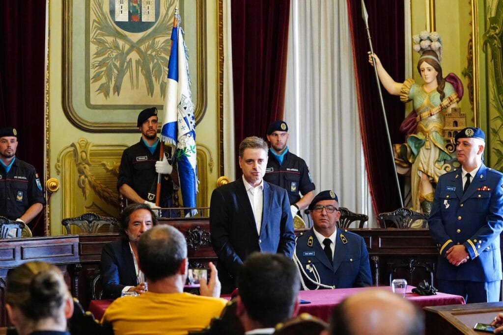 Braga: Ricardo Rio “perplexo” com deslocação de meio aéreo ligeiro para Famalicão Ricardo Rio