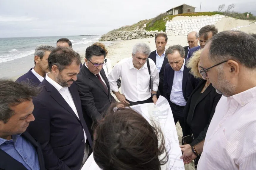 Ministro cedovem e pedrinhas