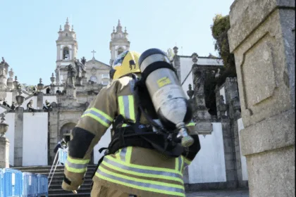 bombeiros escadorios