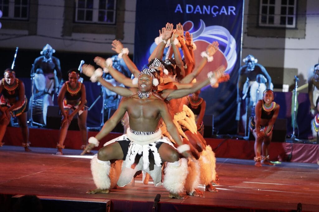 Festival Internacional de Folclore de Braga celebra a cultura de onze países FIF 2023 Africa do Sul