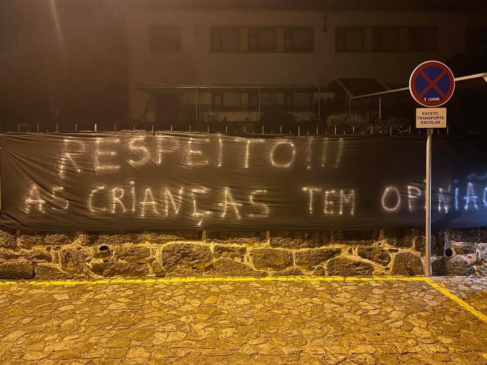 Barcelos: Escola de Chavão passa a “pré” e 30 alunos do primeiro ciclo são transferidos Protesto Chavão