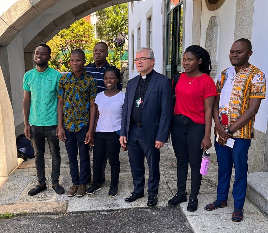 JMJ: Jovem moçambicana partilha testemunho de guerra durante a vigília papal JMJ