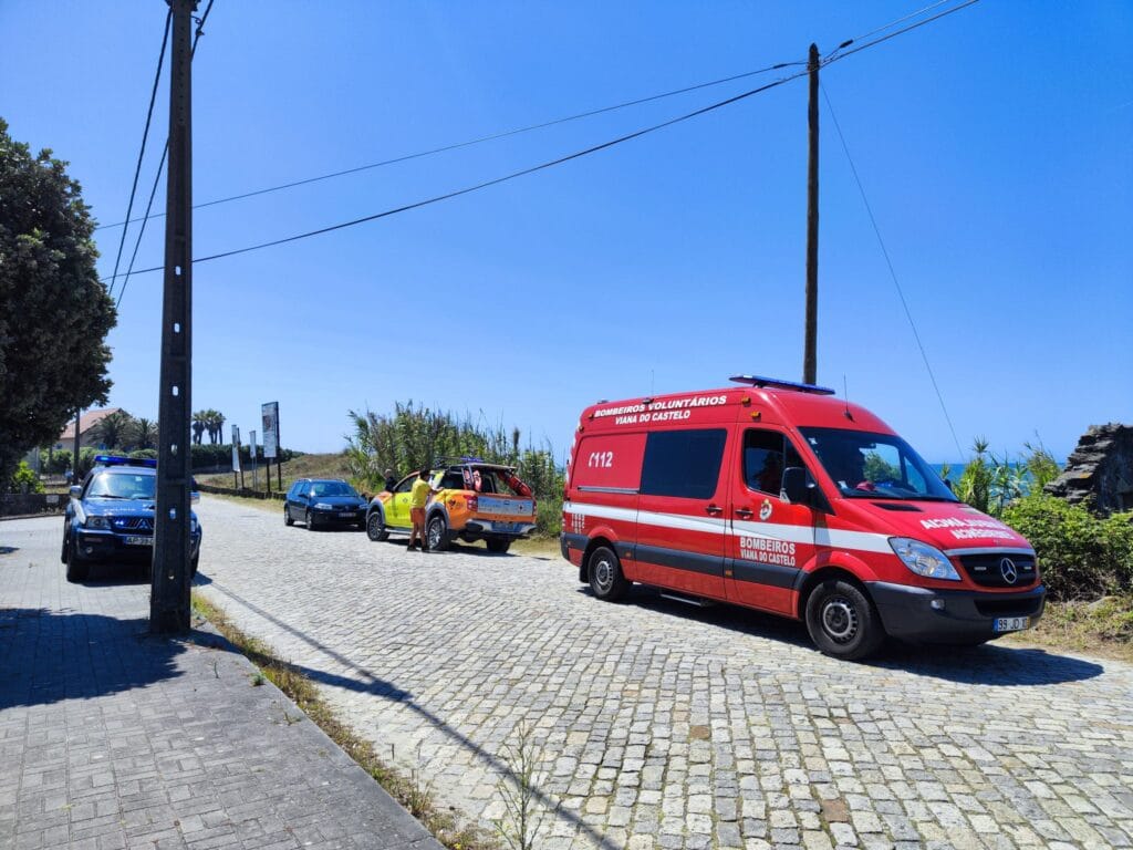 Viana: Corpo dá à costa na praia da Amorosa corpo dá à costa amorosa