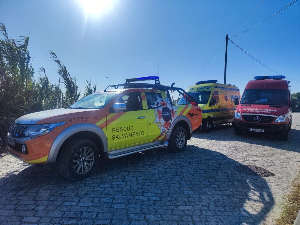 salva-vidas praia amorosa strakcar