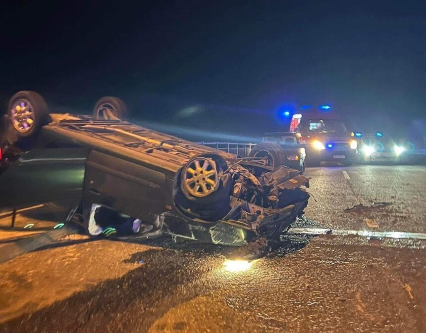 Viana: Dois feridos após capotamento em ponte sobre a A28 Acidente São Romão do Neiva