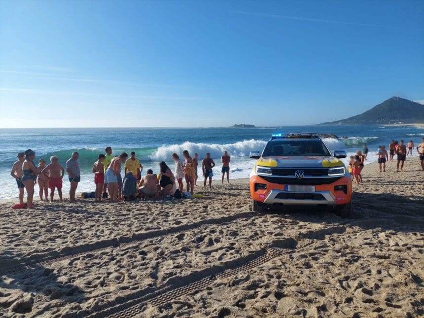 Mergulho corre mal e homem é salvo por elementos do "SeaWatch" mergulho moledo