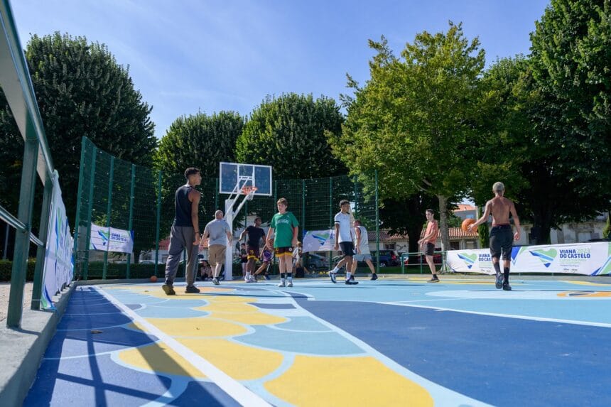 Campo basquetebol