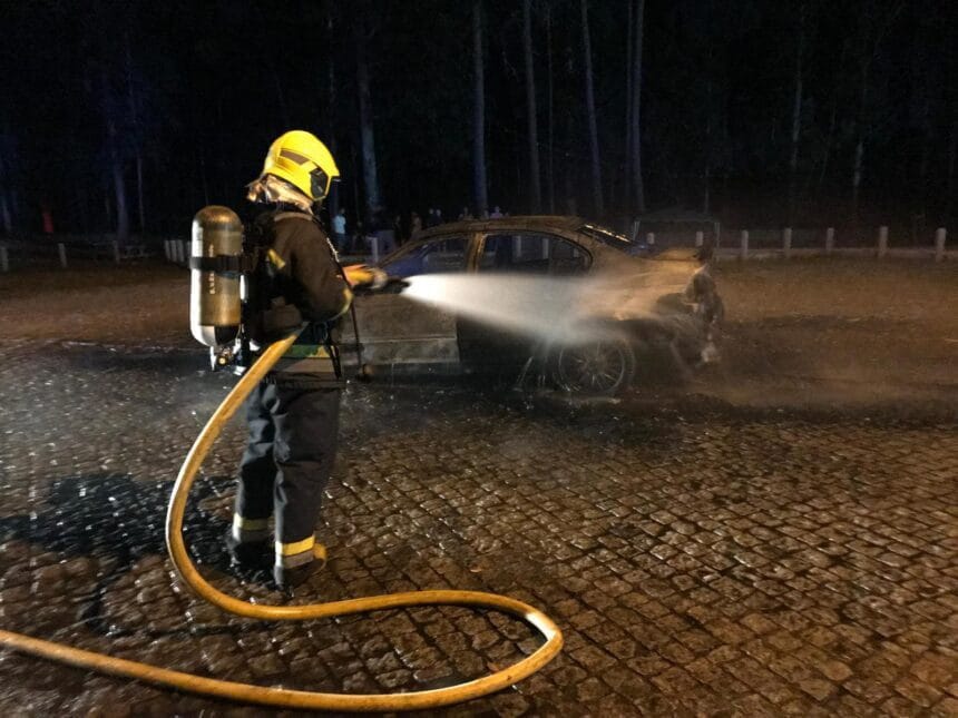 Esposende: Carro arde no Castro de São Lourenço ardeu castro