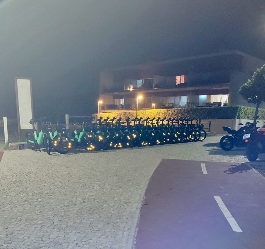 Esposende: Bicicletas Bolt "roubam" espaço de estacionamento. "Uma situação a afinar" afirma autarquia Bolt bicicletas