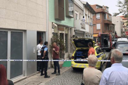 morto a tiro escritorio povoa de varzim