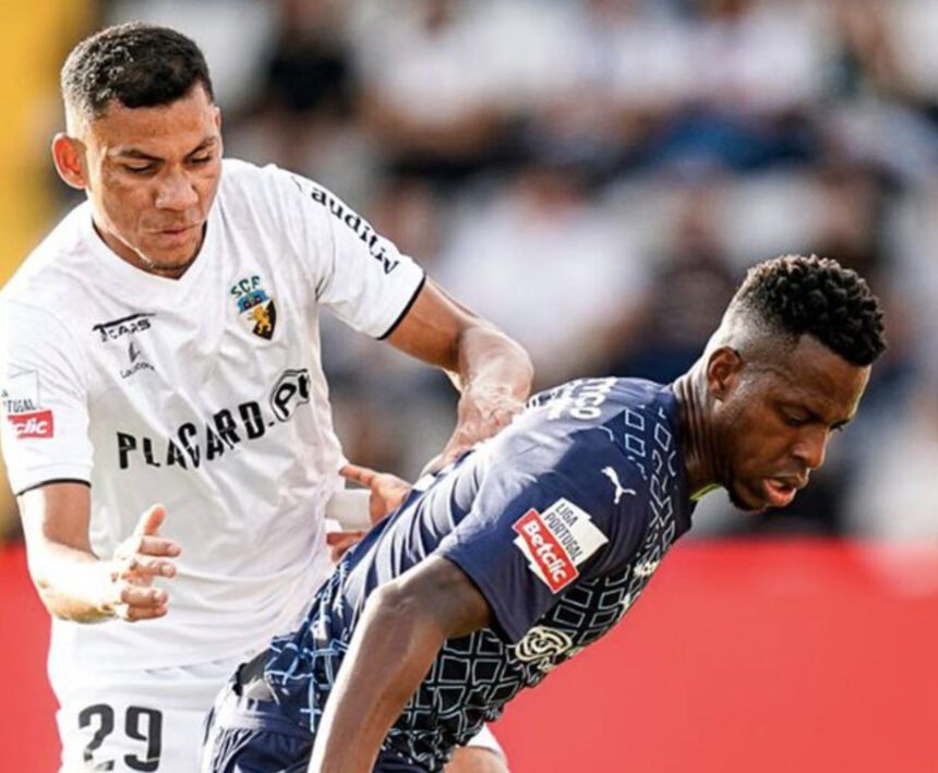 Futebol: Desta vez não houve reviravolta. SC Braga vergado em Faro SC Braga Farense