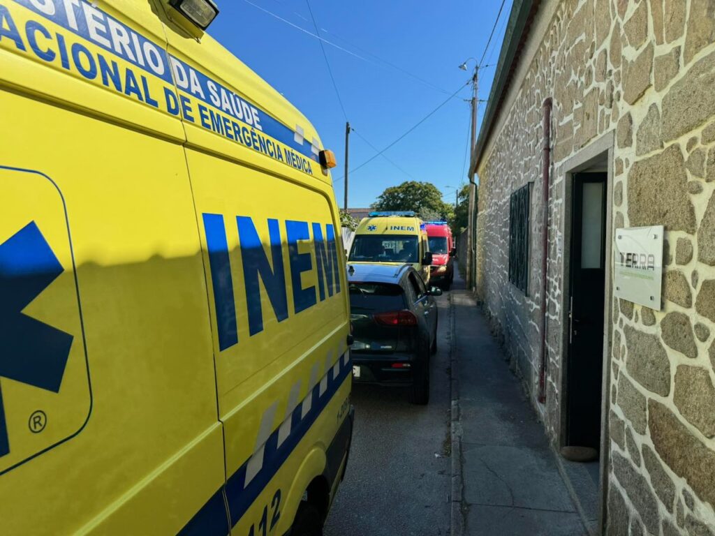 Viana: Três crianças socorridas após reação alérgica na "Terra" INEM alvaraes