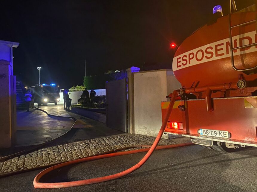 Esposende: Incêndio destruiu anexo de habitação na rua da Anta incendio esposende anta