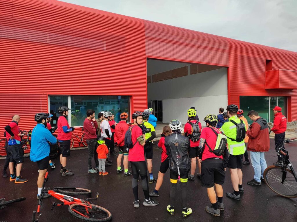 Braga: Do "velho ao novo" quartel para ajudar bombeiros de Braga BV Braga bicicleta