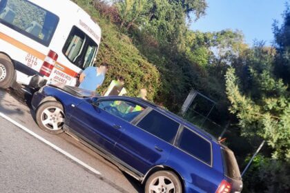 acidente Amares ambulância