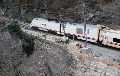 Habitante de Melgaço morre colhido por comboio na Galiza renfe