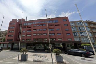 hotel axis ofir