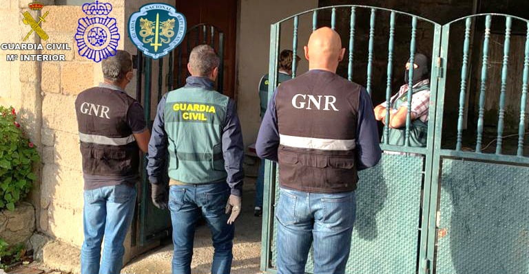 detidos roubo violento em moncao
