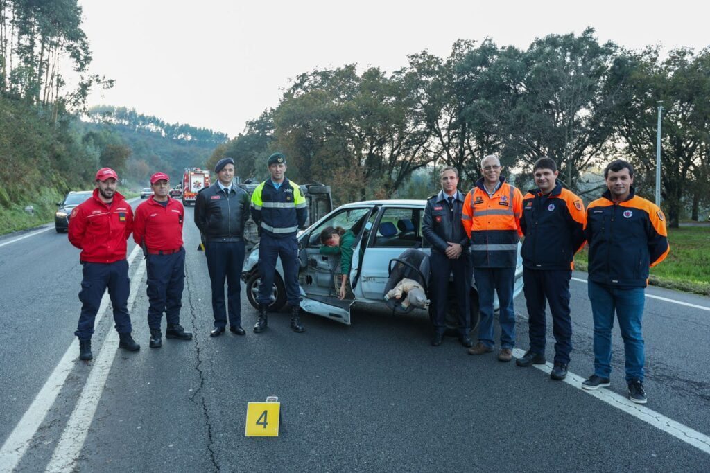 EN103: Automobilistas impressionados com acidente na Póvoa de Lanhoso WhatsApp Image 2023 11 19 at 16.40.19
