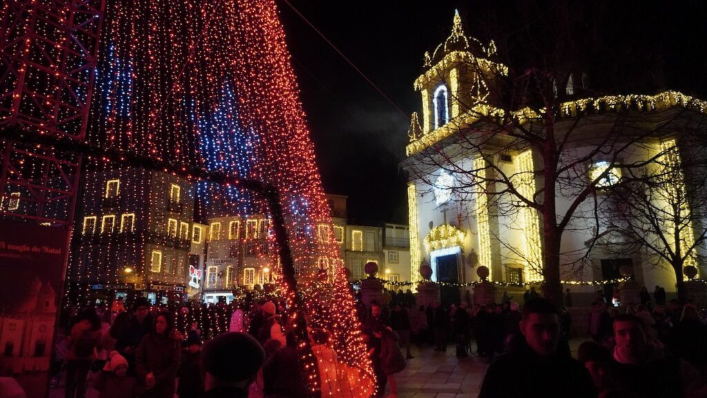 Barcelos: (c/vídeo) Cidade do galo já canta "Magia de Natal" natal de barcelos