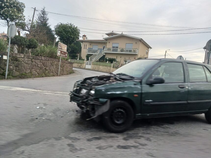 Barcelos: Choque entre camião e carro provoca duas vítimas Acidente Barcelos