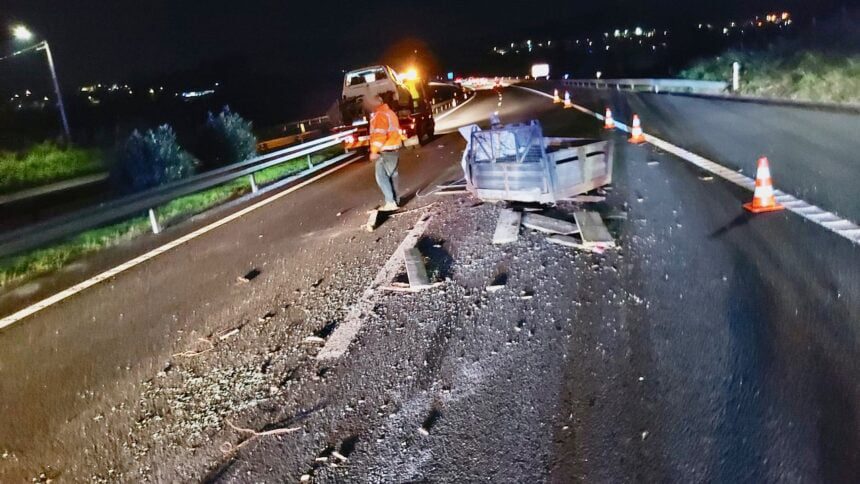 Braga: Violenta colisão na A11 arranca "caixa aberta" de carrinha acidente a11 braga