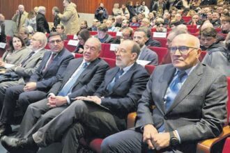 Ministro Economia MarUMinho Esposende