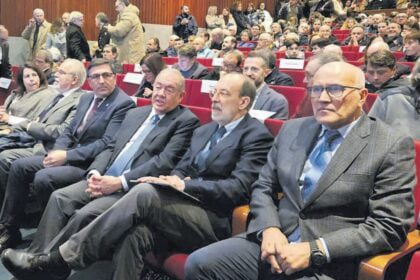 Ministro Economia MarUMinho Esposende