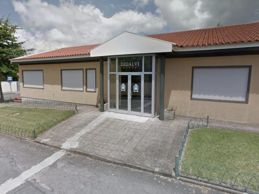 Barcelos: Jovem encontrado inconsciente à porta de escola em Alvito. "É grave", dizem os bombeiros divaldi barcelos jovem 15 anos