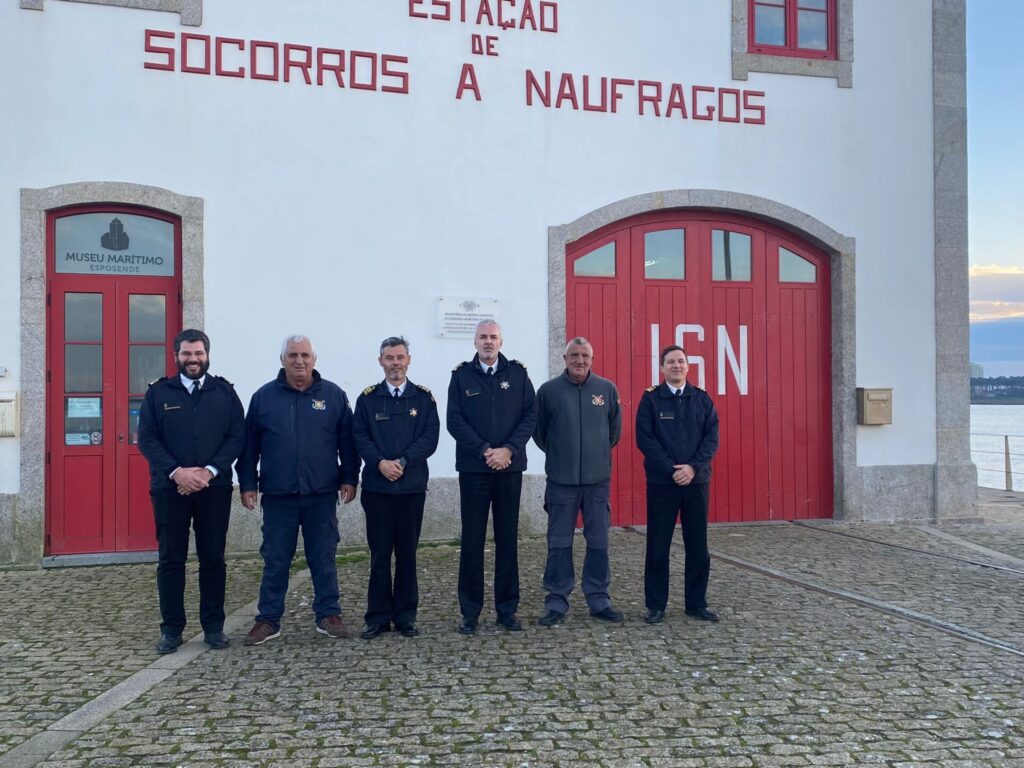 Esposende: Rui Lampreia e Serrano da Paz reforçam importância da Delegação Marítima e ISN Rui Lampreia e serrano da paz em Esposende