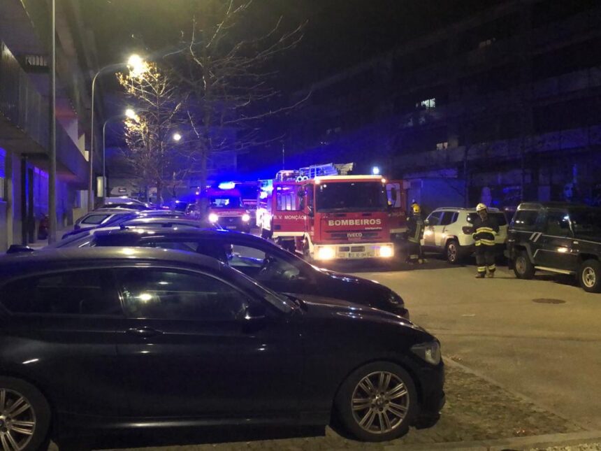 Alto Minho: Incêndio em apartamento em Monção incendio moncao mazedo
