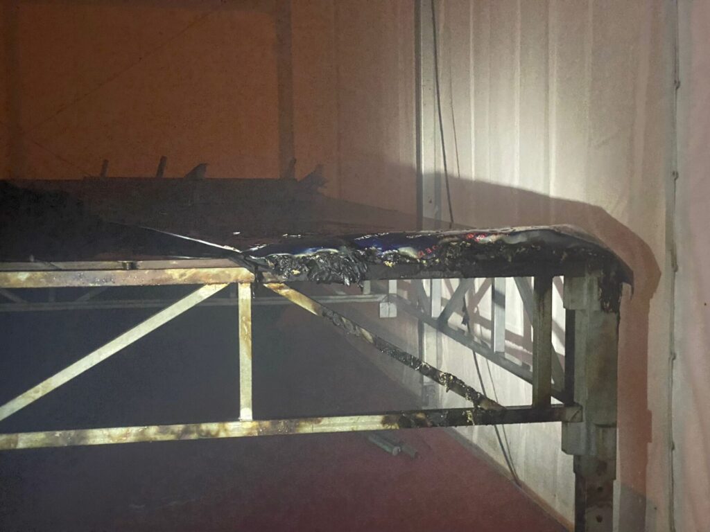 Esposende: Tenda de eventos alvo de vandalismo com fogo junto às Piscinas incendio esposende