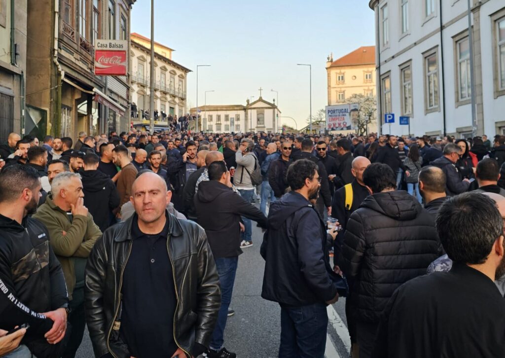 Centenas de Polícias e Guardas de Viana e Braga estão no Porto em mais uma ação de luta PSP e GNR protestos