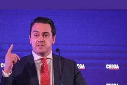 filipe melo chega