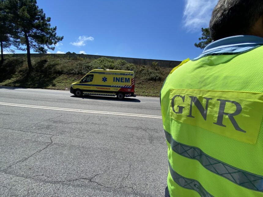 Esposende: Motociclista ferido em acidente na zona industrial esposende Despiste GNR Bombeiros