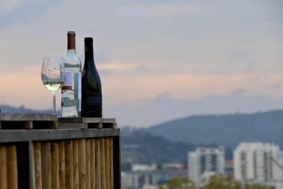 Viana: Praça da Liberdade com Wine & Blues Vinho verde