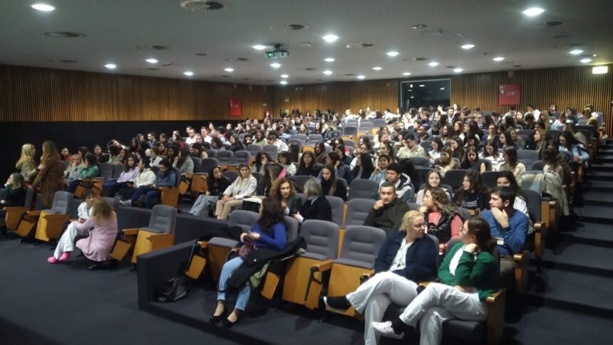 Receção 142 estudantes Enfermagem