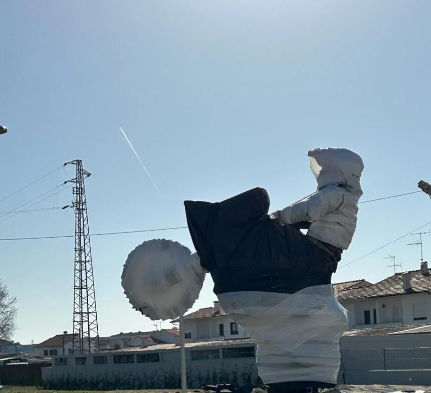 Escultura em esposende. Paulo Gonçalves