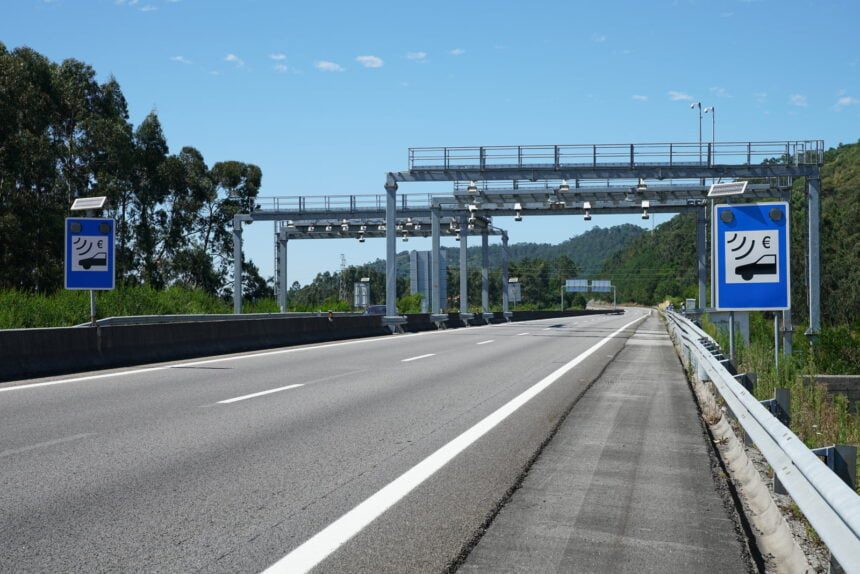 A28: Projetos de lei para acabar com portagens discutidos mais uma vez no Parlamento A28