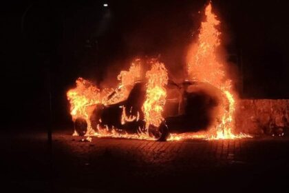 carro arde em Braga