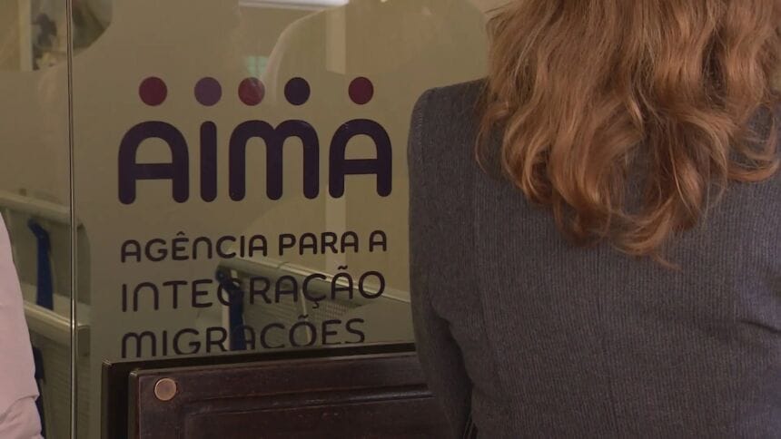 Revoltados com a AIMA. Imigrantes do Norte protestam no Porto e Braga Aima