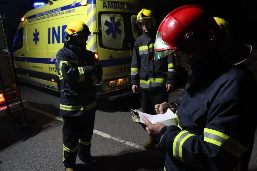 Póvoa de Varzim Colisao EN103 forjães despiste esposende