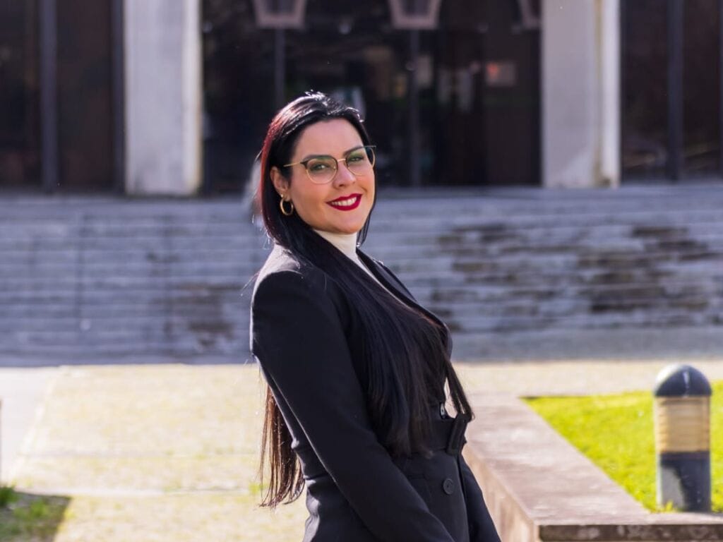 Revoltados com a AIMA. Imigrantes do Norte protestam no Porto e Braga AIMA Priscila Correa