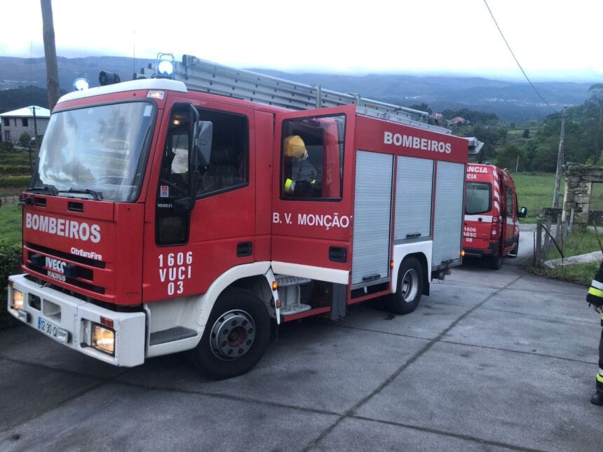 Monção arder chaminé