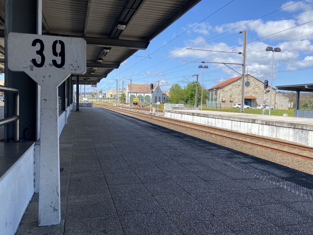 IP Estação nine comboio