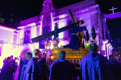 Semana Santa Esposende mau tempo