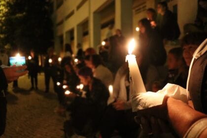 violencia doméstica manif velas vigilia