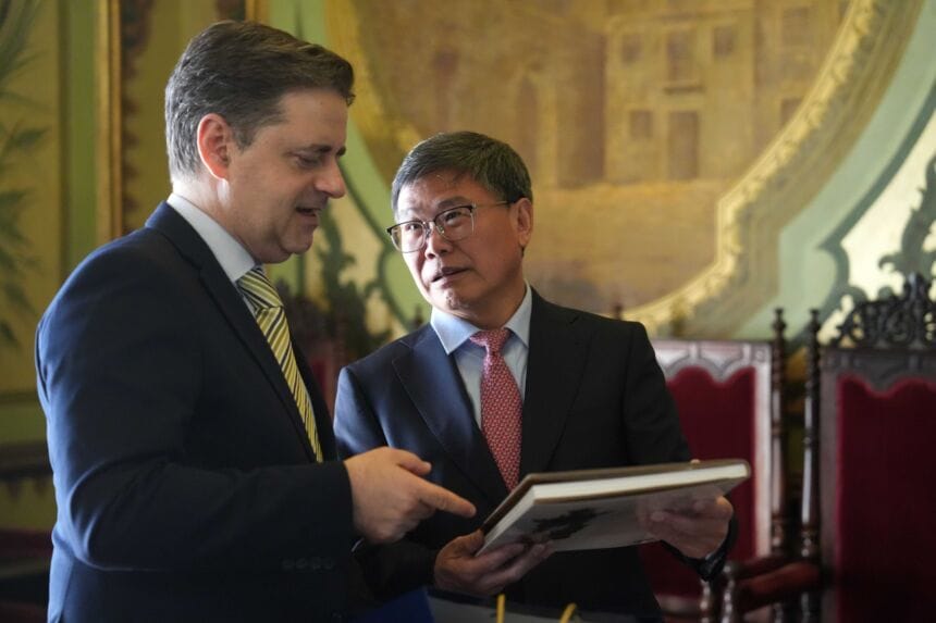 Braga: China celebrou no Salão Medieval 45 anos de relações diplomáticas com Portugal China Braga