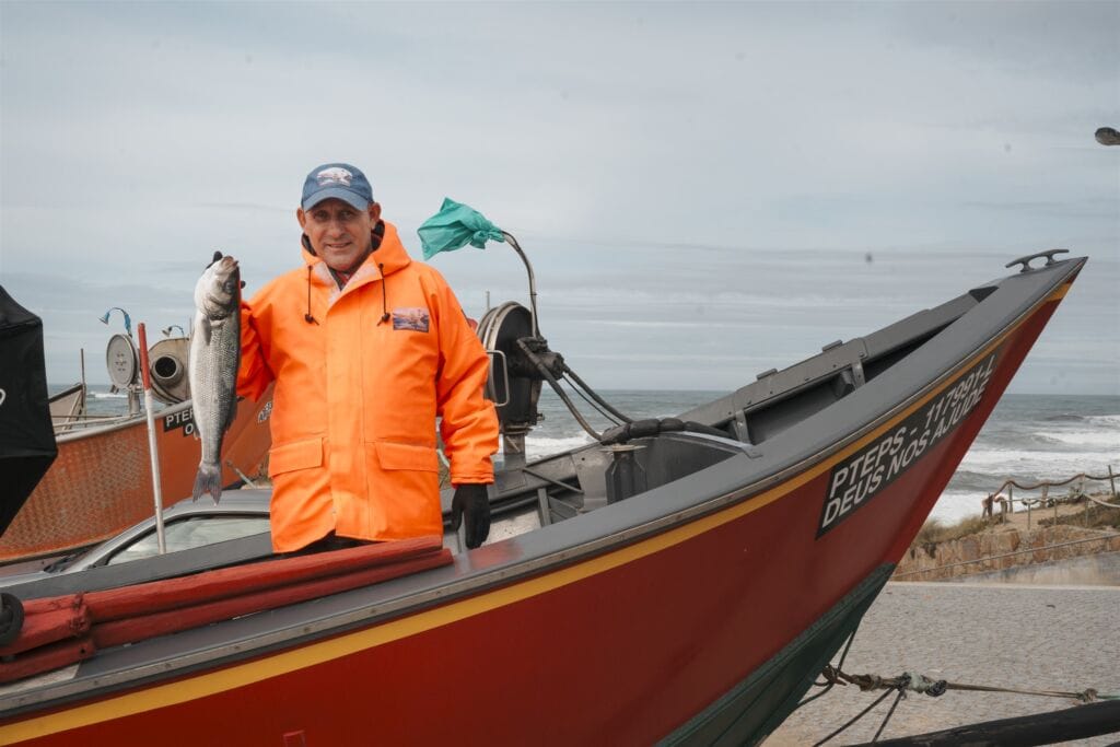 Almoço de negócios? Então "o Robalo está aqui" durante o mês de abril robalo está aqui
