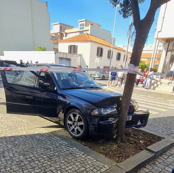 Esposende: Cruzamento "do costume" volta a fazer vítimas. Há uma criança acidente centro esposende BVE - 1